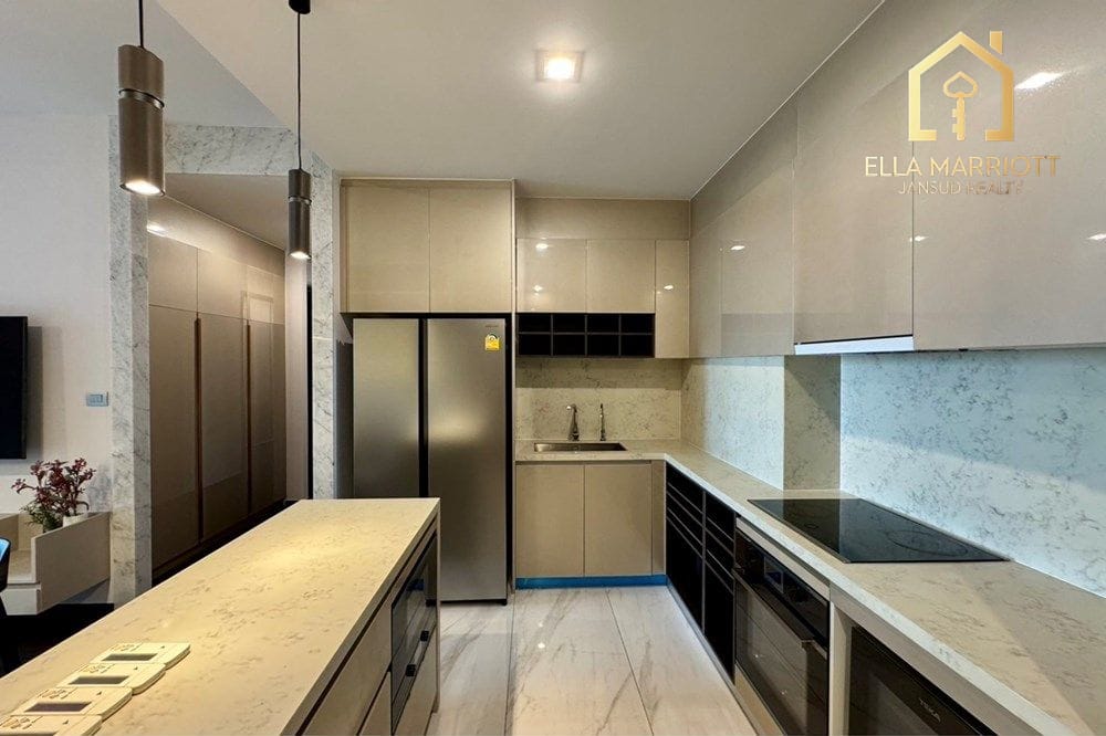 3-Bedroom Condo at LAVIQ Sukhumvit 57 — 6 min walk to BTS Thong Lo 13