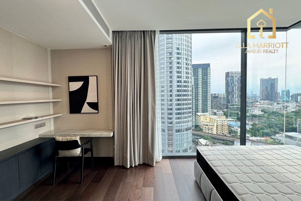 3-Bedroom Condo at LAVIQ Sukhumvit 57 — 6 min walk to BTS Thong Lo 6