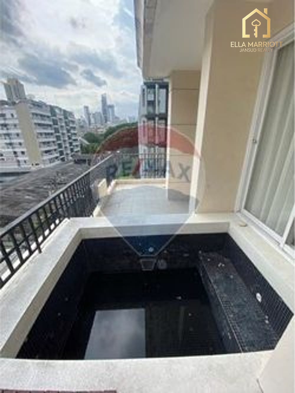 Luxurious Sukhumvit Condo for Rent: 3 Bed, 160m² 14