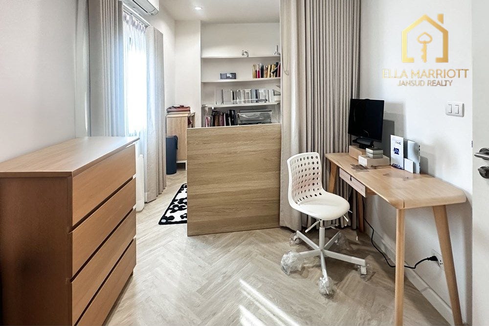 Luxuriöses Stadthaus in Suan Luang – Modernes Wohnen mit pulsierenden Annehmlichkeiten 12