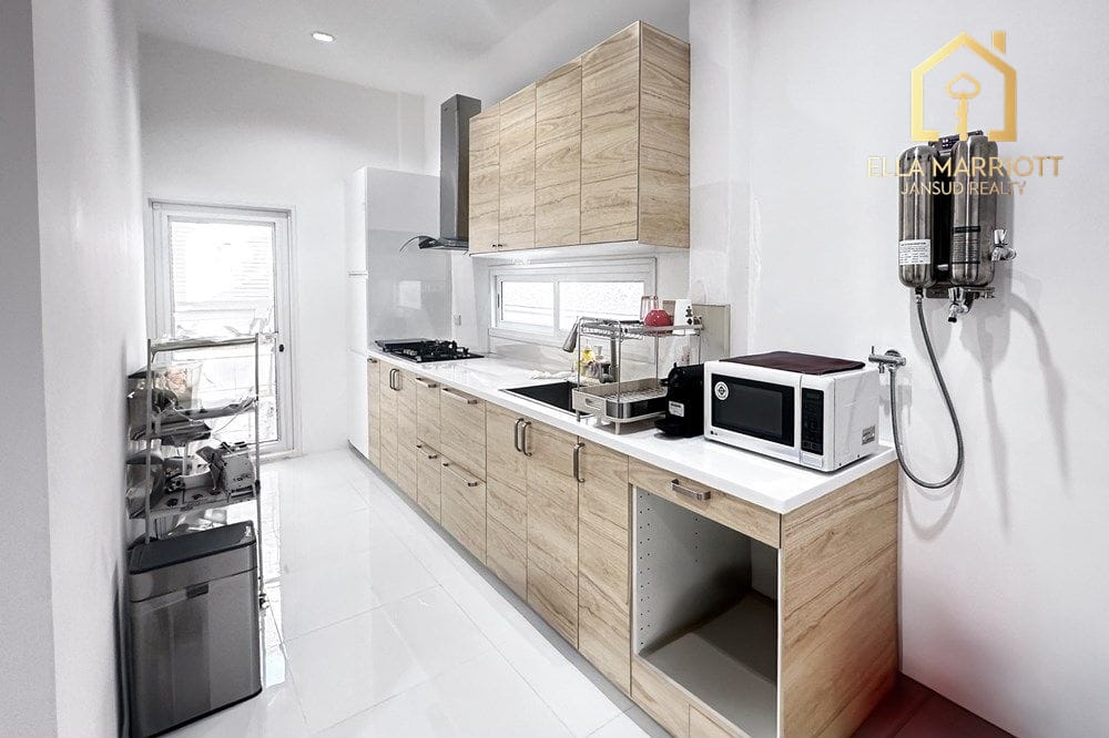 Luxuriöses Stadthaus in Suan Luang – Modernes Wohnen mit pulsierenden Annehmlichkeiten 7