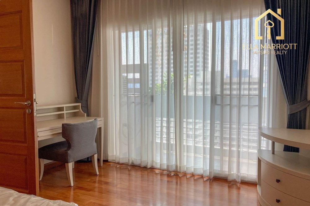 4 bed for rent pet friendly BTS Nana -Asoke near Queen Sirikit Park 20