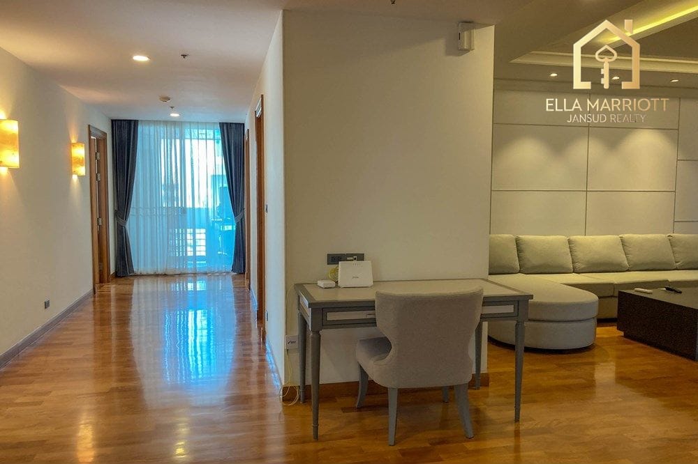 4 bed for rent pet friendly BTS Nana -Asoke near Queen Sirikit Park 5