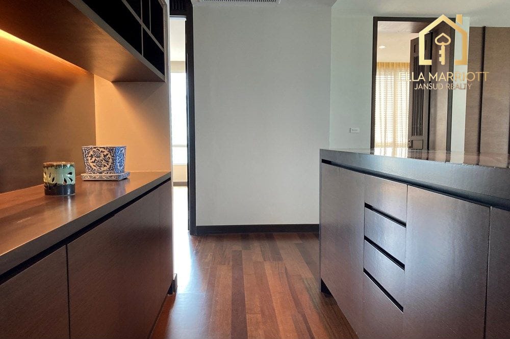 Luxury 550sqm Duplex Sky Villa for Rent near Thonglor BTS - 4+1 Bedrooms 16