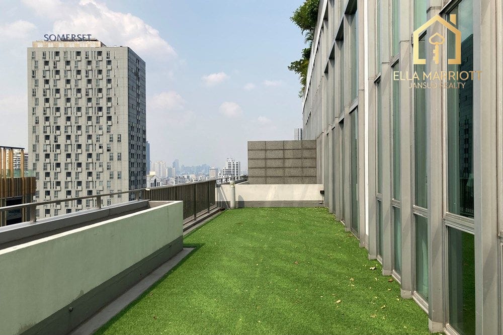 Luxury 550sqm Duplex Sky Villa for Rent near Thonglor BTS - 4+1 Bedrooms 25
