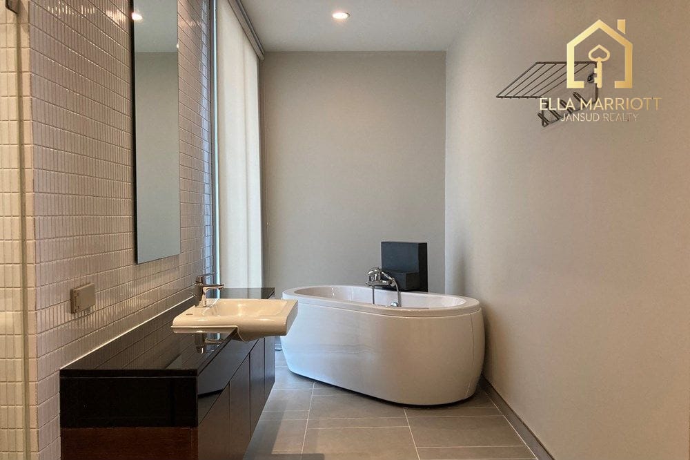 Luxury 550sqm Duplex Sky Villa for Rent near Thonglor BTS - 4+1 Bedrooms 27