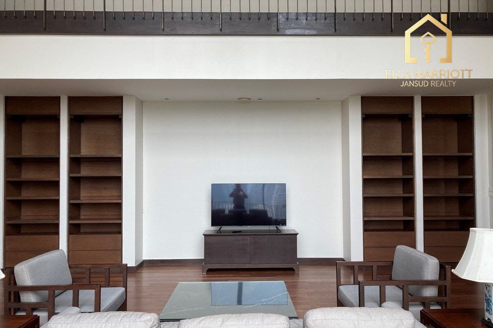 Luxury 550sqm Duplex Sky Villa for Rent near Thonglor BTS - 4+1 Bedrooms 4