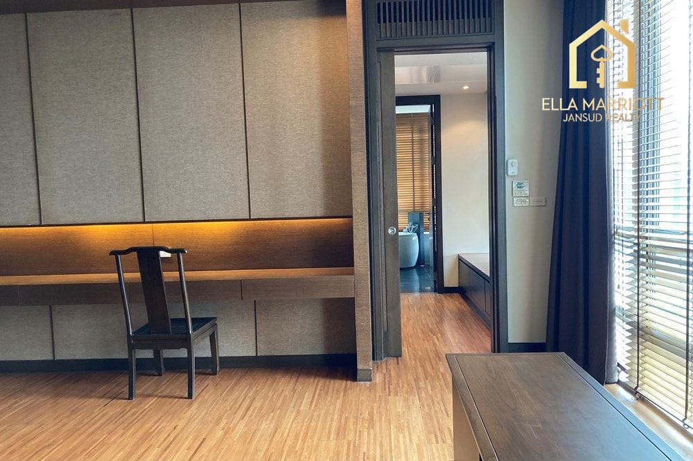 Luxury 550sqm Duplex Sky Villa for Rent near Thonglor BTS - 4+1 Bedrooms 52