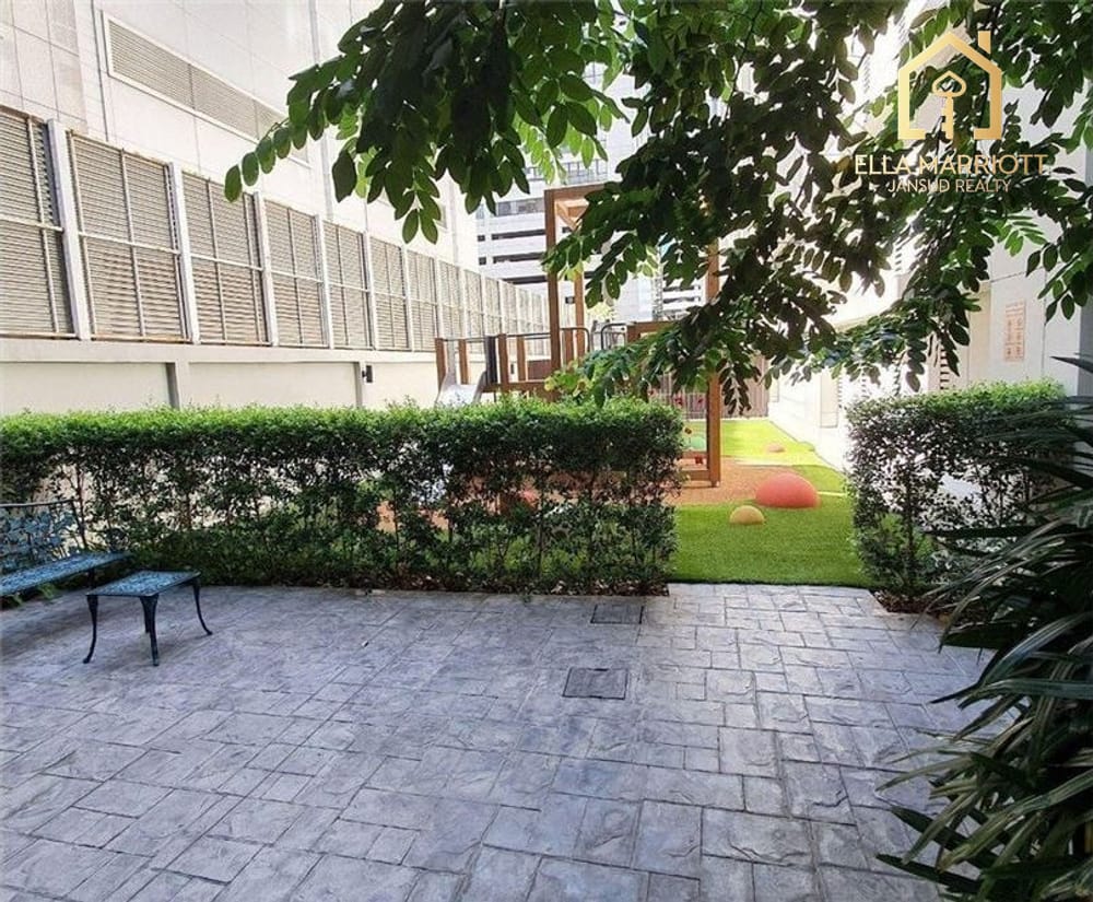Pet-Friendly 3-Bedroom Apartment for Rent in Sukhumvit 23 14