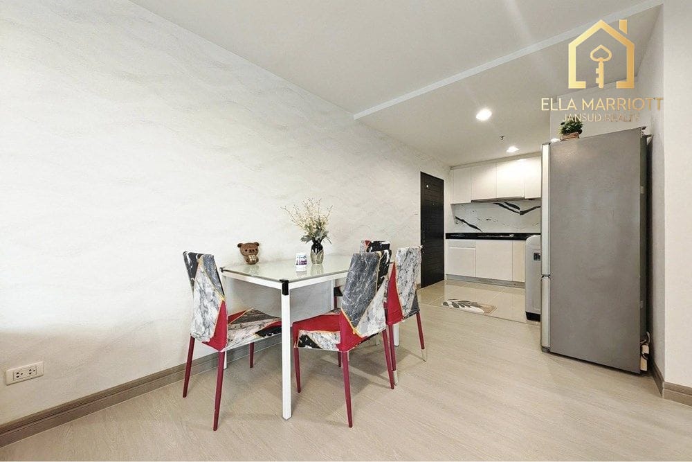 Hoch gelegene 2-Zimmer-Eigentumswohnung (68 m²) im Belle Grand Rama 9 | 11 Gehminuten zur MRT Phra Ram 9 4