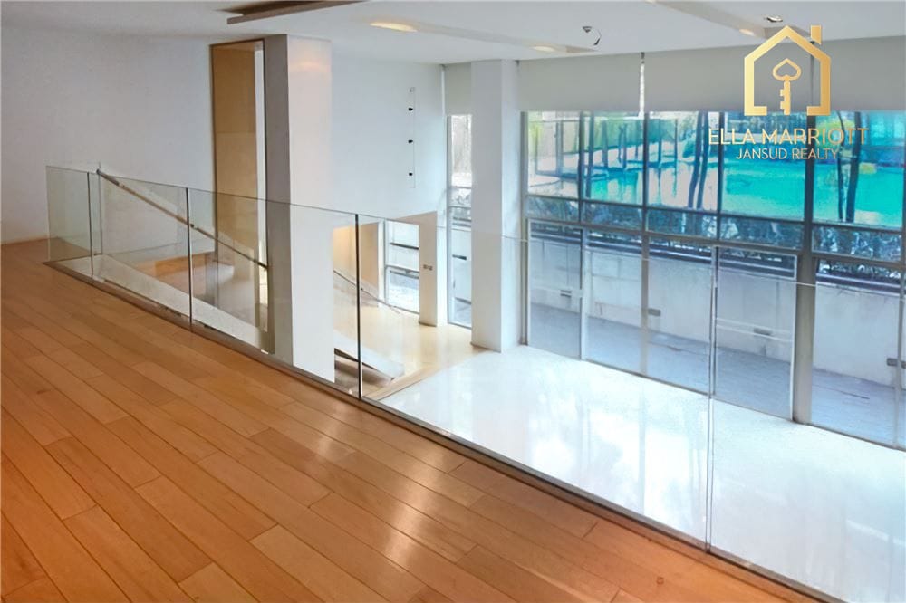 4-Bedroom Condo at Ficus Lane — 6 min walk to BTS Phra Khanong 3