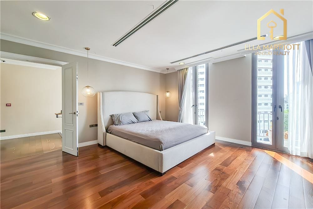 For Sale with Tenant | 749 Residence Townhouse with Private Pool 14