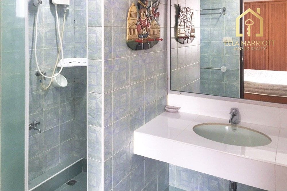 3-Bedroom Detached House in Sukhumvit 65 7