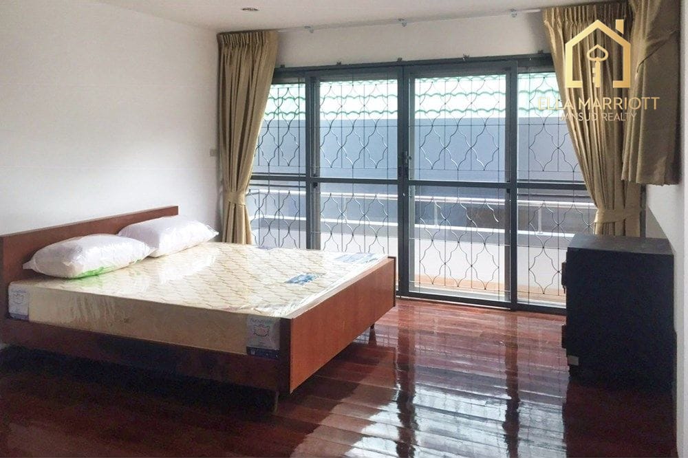 3-Bedroom Detached House in Sukhumvit 65 8