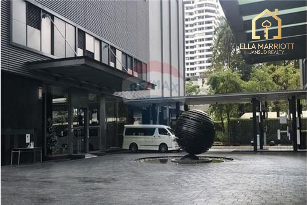 3-Bedroom Condo at Quattro by Sansiri — 10 min walk to BTS Thong Lo 15
