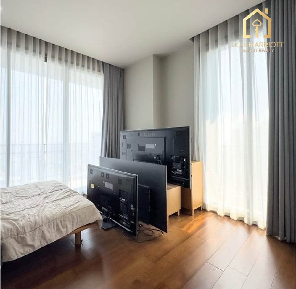 3-Bedroom Condo at Quattro by Sansiri — 10 min walk to BTS Thong Lo 6