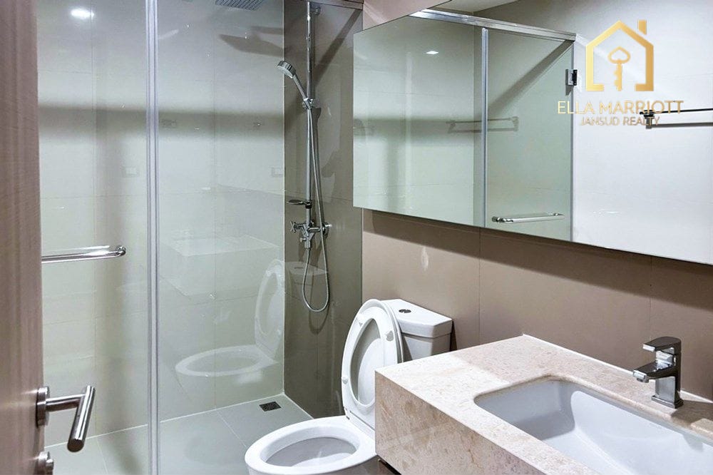 For Rent: 3-Bedroom Pet-Friendly Serviced Apartment in Ekkamai 10