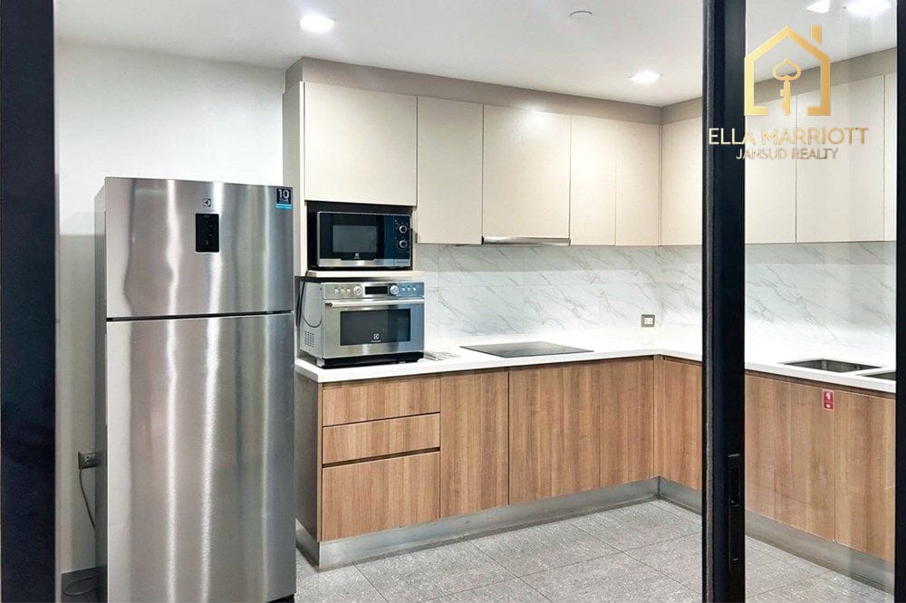 For Rent: 3-Bedroom Pet-Friendly Serviced Apartment in Ekkamai 3