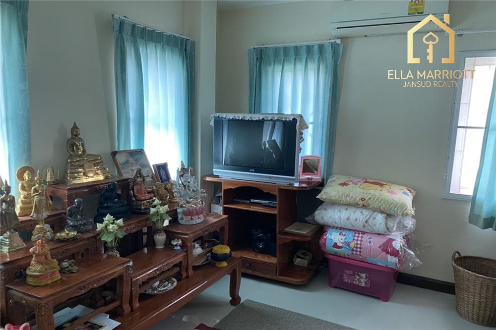 Luxury Detached House for Sale in Phum Siri, Klong 7 - 4.59 Million THB 22