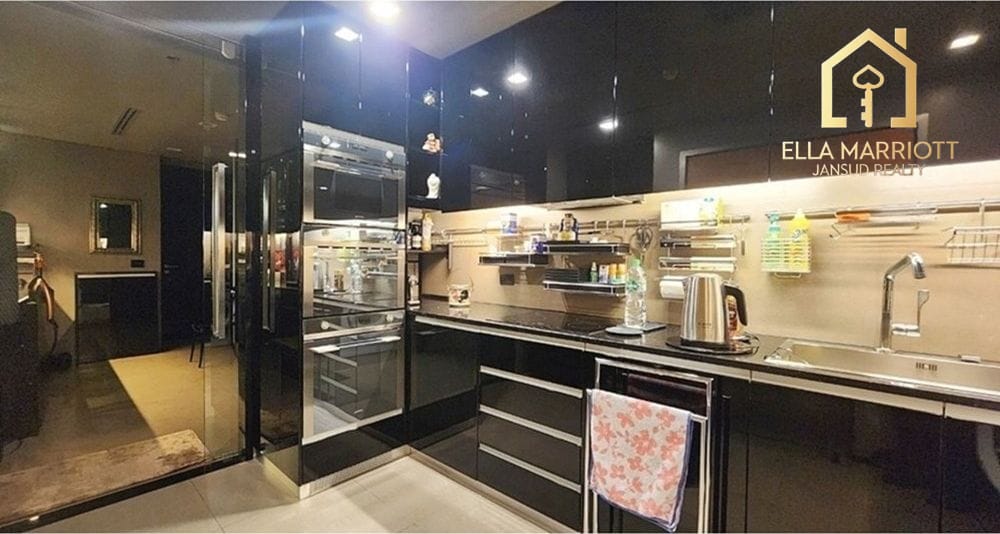 3-Bedroom Condo at The River — 9 min walk to BTS Charoen Nakhon 5