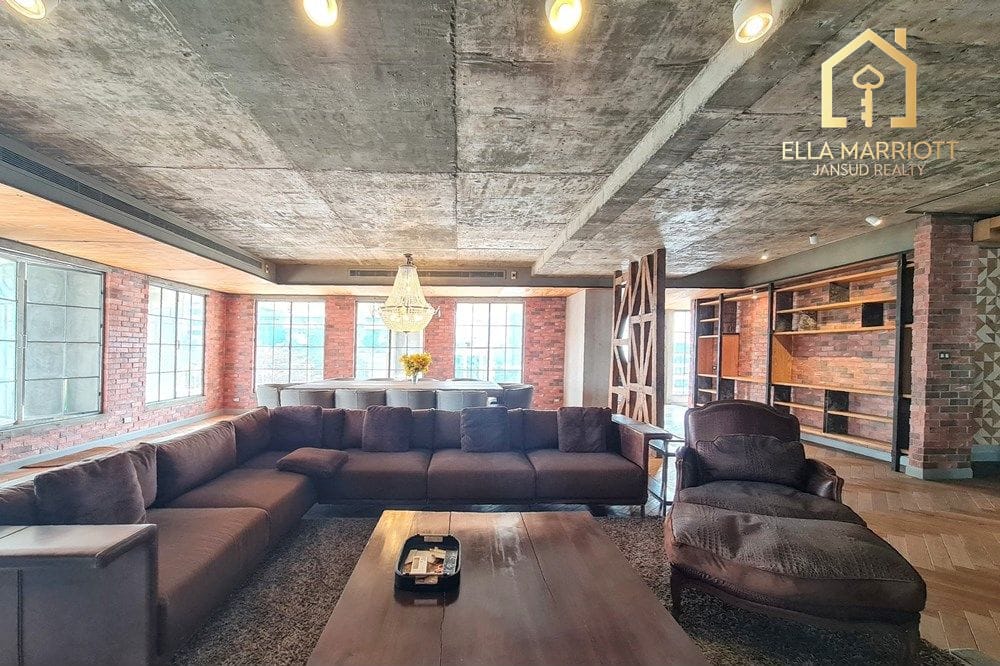 Turnberry Condo – Industrial Loft Living in Sukhumvit 33 3