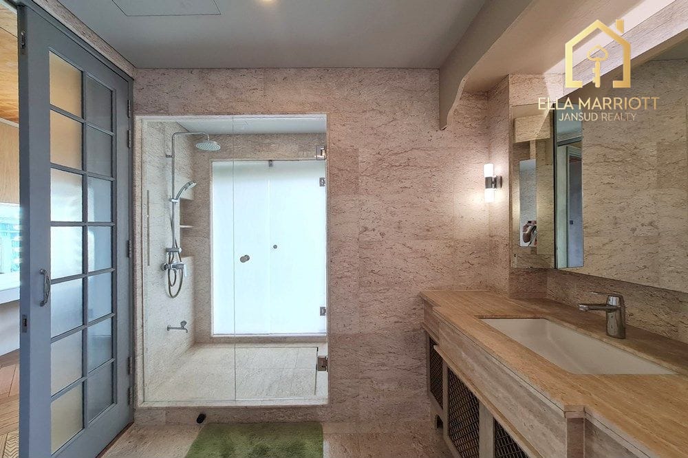 Turnberry Condo – Industrial Loft Living in Sukhumvit 33 9