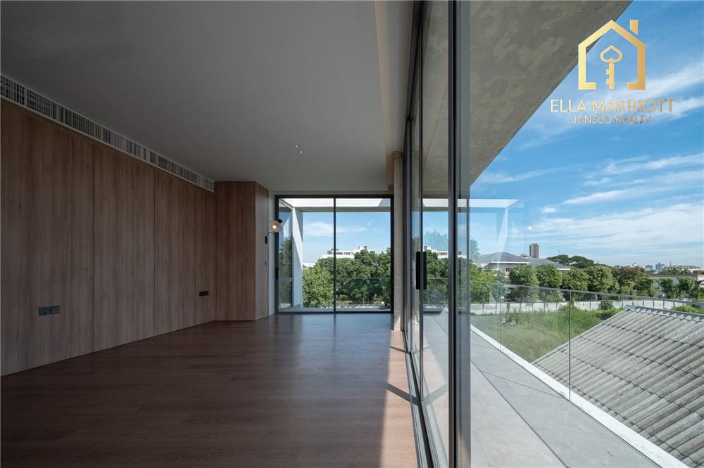 4-Schlafzimmer Reihenhaus mit Mieter zu verkaufen 13