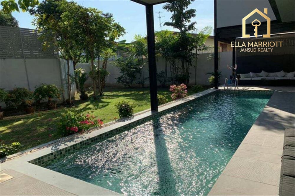 Einfamilienhaus mit privatem Pool in Sukhumvit, Ekkamai Soi 10 3