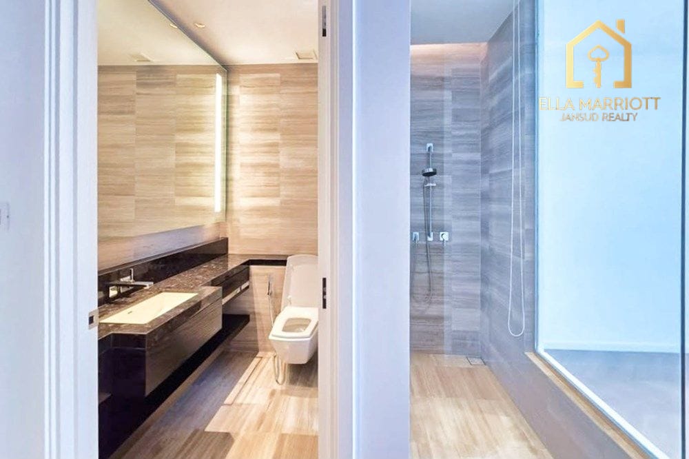 2-Bedroom Condo at Four Seasons Private Residences — 16 min walk to BTS Saphan Taksin 11