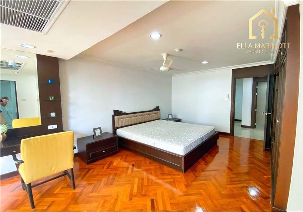 Rent 110K | 330sqm 3BR Apartment | Asoke | Pet-Friendly  | High Fl 14
