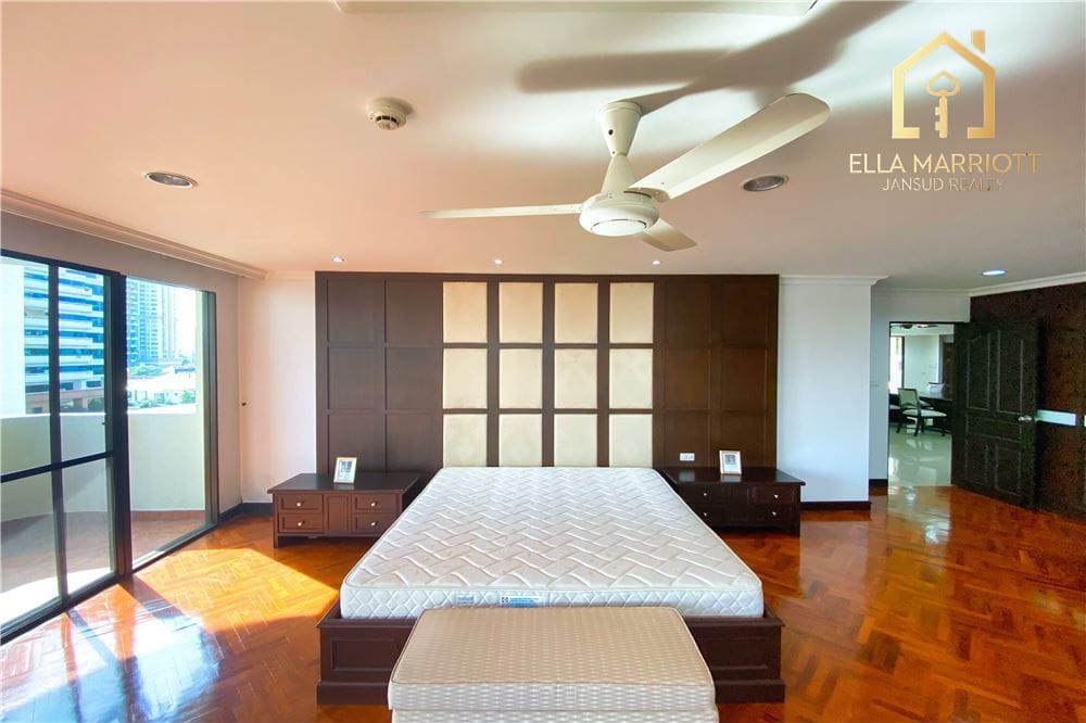 Rent 110K | 330sqm 3BR Apartment | Asoke | Pet-Friendly  | High Fl 8