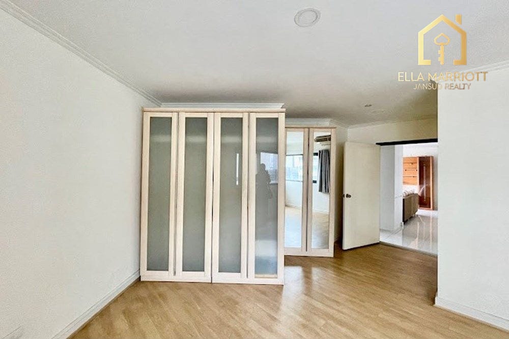 Eigentumswohnung mit 2 Schlafzimmern in Sathorn Gardens — 13 Gehminuten zur MRT Si Lom 13