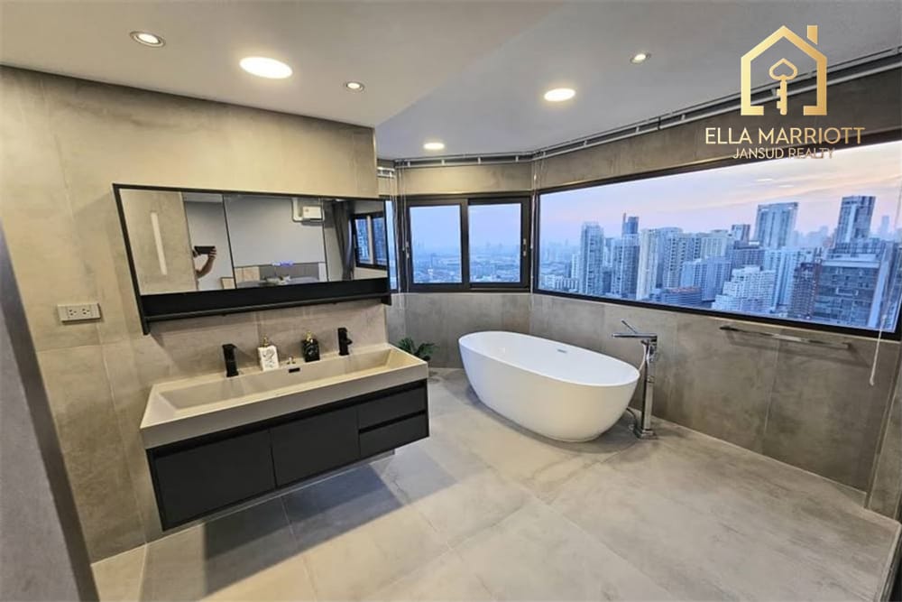 Rent 110K | 38th Fl. Corner 146sqm 3BR | River & Park Views | Near BTS 6