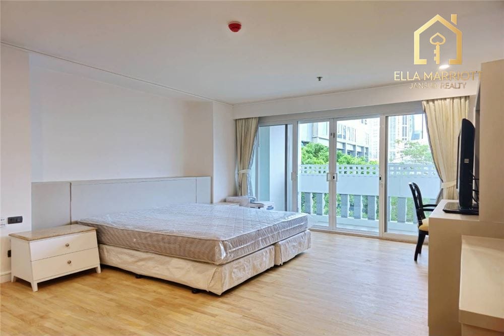 3-Bedroom Condo for Rent 130K - Newly Renovated, 4 Min to BTS Asoke, 315sqm 7