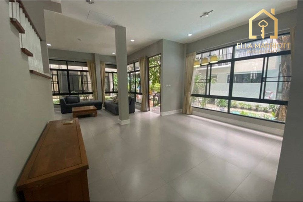 4-Bedroom Townhouse for Rent in Private Compound, Thonglor 5