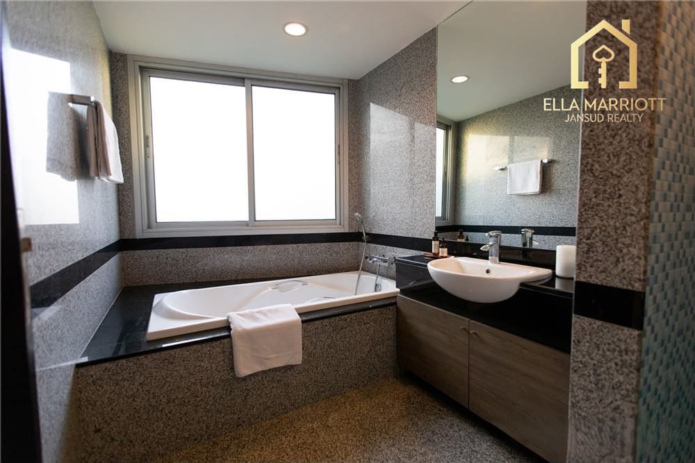300sqm 3BR Condo for Rent at 95K Near St. Andrews - Pet-Friendly 11