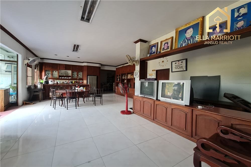 ขาย 5 ห้องนอน 4 ห้องน้ำ บ้าน ใน สุขุมวิท, กรุงเทพฯ 12
