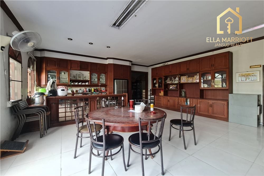 ขาย 5 ห้องนอน 4 ห้องน้ำ บ้าน ใน สุขุมวิท, กรุงเทพฯ 14