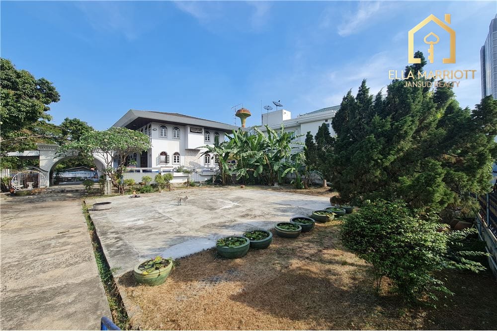 ขาย 5 ห้องนอน 4 ห้องน้ำ บ้าน ใน สุขุมวิท, กรุงเทพฯ 5