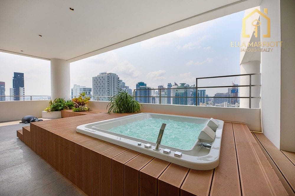 Luxurious 473sqm Duplex Penthouse with Private Jacuzzi in Thonglor, 12 mins Walk to BTS Thong Lo 15