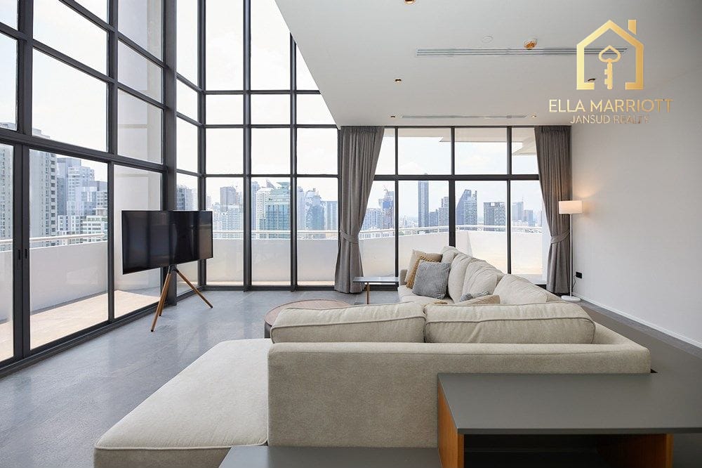 Luxurious 473sqm Duplex Penthouse with Private Jacuzzi in Thonglor, 12 mins Walk to BTS Thong Lo 3