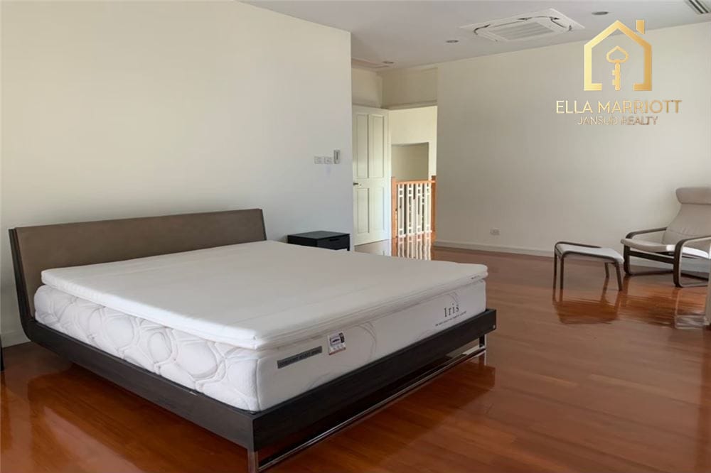 4-Schlafzimmer-Haus in Baan Sansiri Sukhumvit 67 7