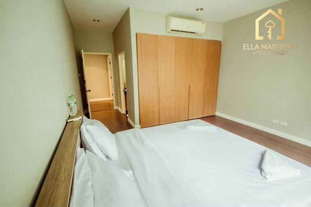 4-Bedroom Townhouse for Rent in Private Compound, Thonglor 11