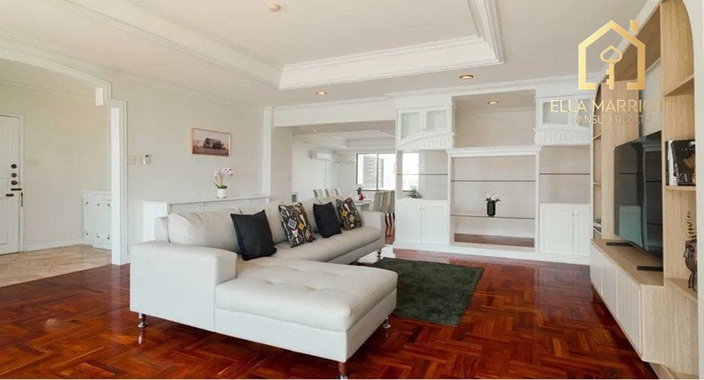 Zur Miete: Neu renovierte 3-Schlafzimmer Eigentumswohnung in hoher Etage in Sukhumvit 43 2