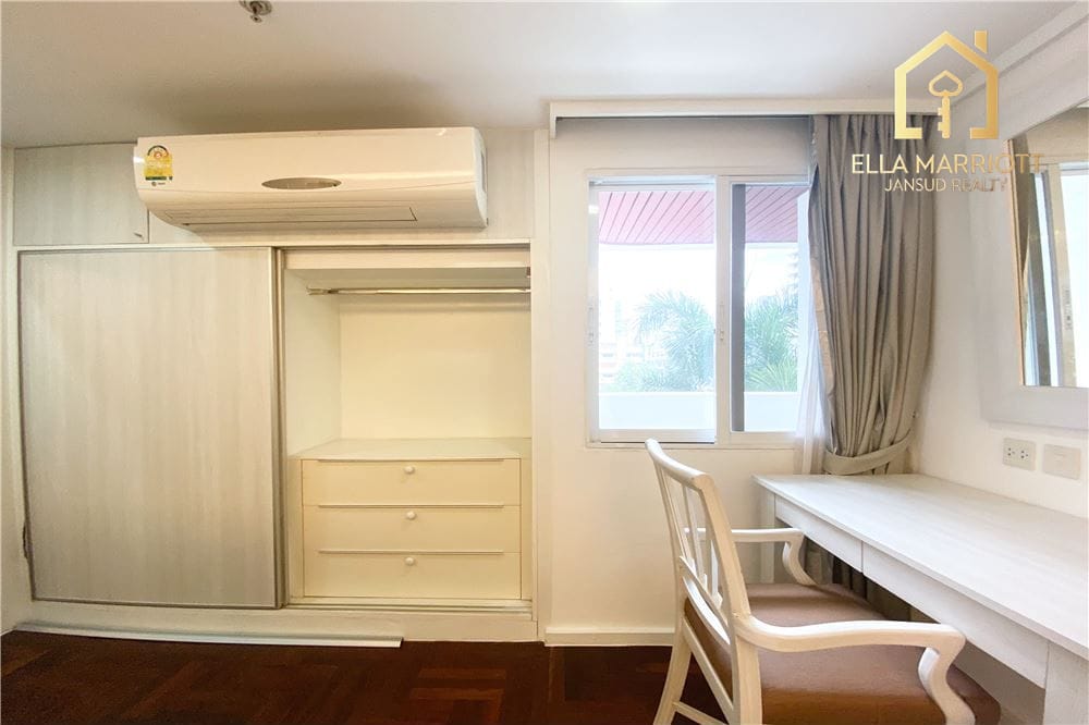 2-Bedroom Apartment in (Thonglor) 14
