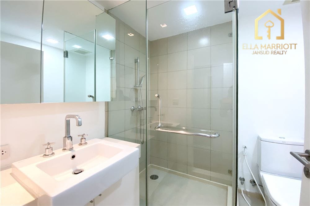 2-Bedroom Apartment in (Thonglor) 9