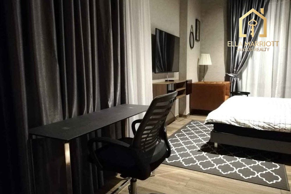 Zu vermieten: 2-Schlafzimmer-Eigentumswohnung in The Lofts Asoke, 4 Min. Fußweg zur MRT Phetchaburi. 8