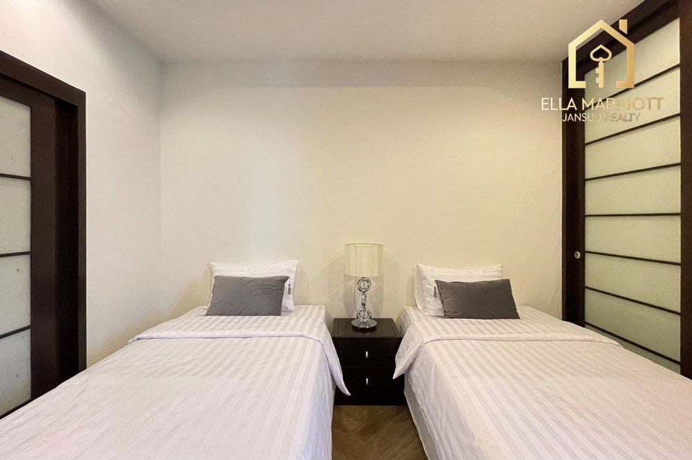 Pet Friendly 220sqm 3BR | Asoke CBD | 600m to BTS | Max 25kg Pet 15
