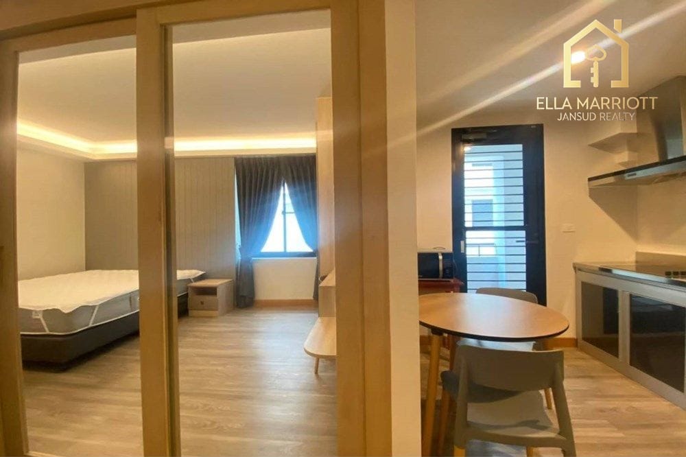 1-Bedroom Condo for Rent in Asoke 5