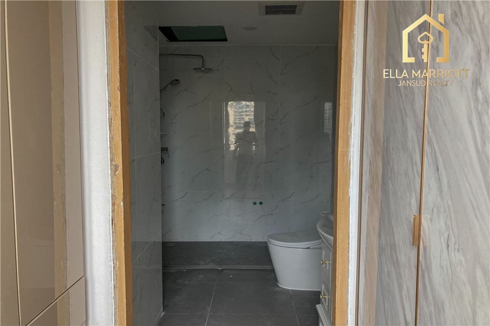 Spacious 3 Bed 2 Bath Room for rent BTS Phrompong 7